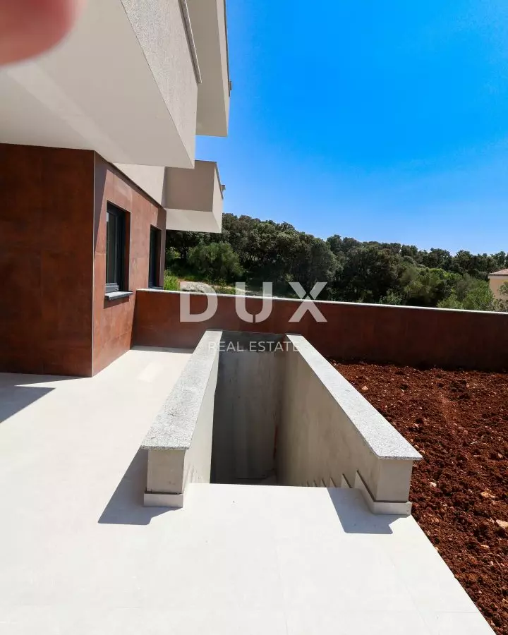 2-bedroom Apartment In Lun, Croatia (123 M²)