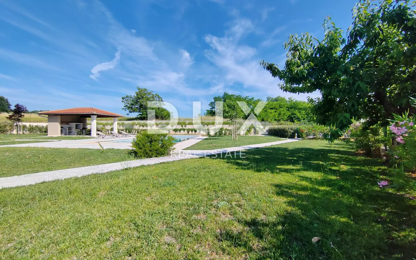 3-bedroom Villa In Poreč, Croatia (282 M²)
