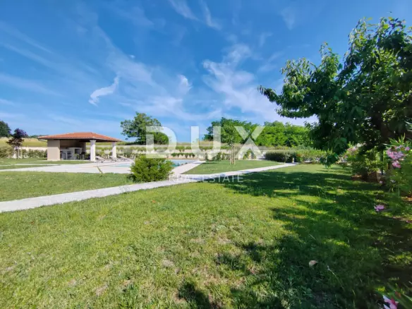 3-bedroom Villa In Poreč, Croatia (282 M²)
