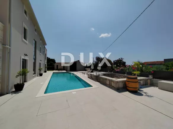 5-bedroom Villa In Poreč, Croatia (320 M²)