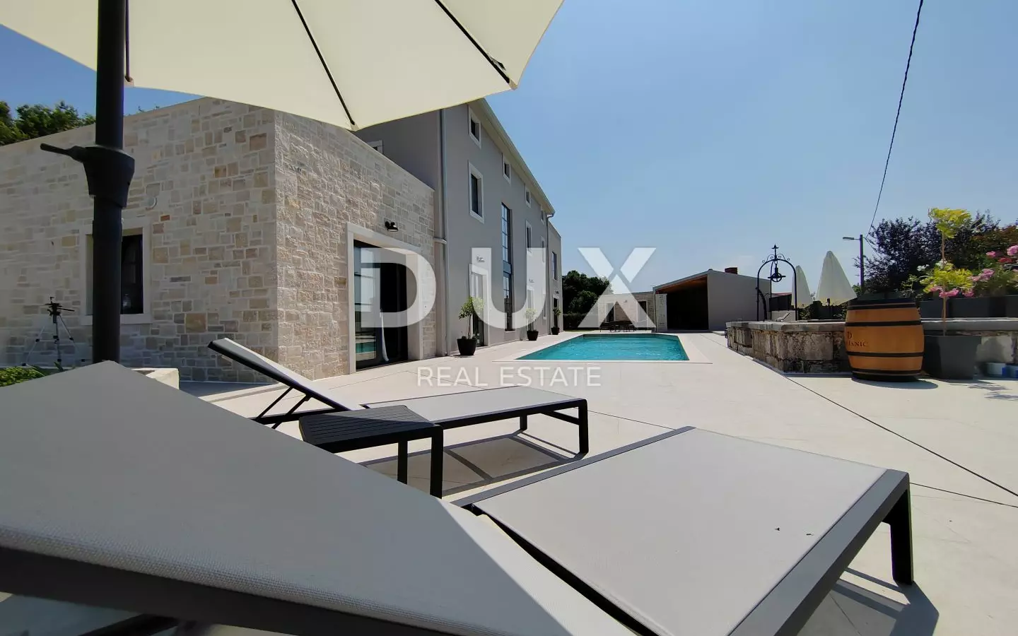 5-bedroom Villa In Poreč, Croatia (320 M²)