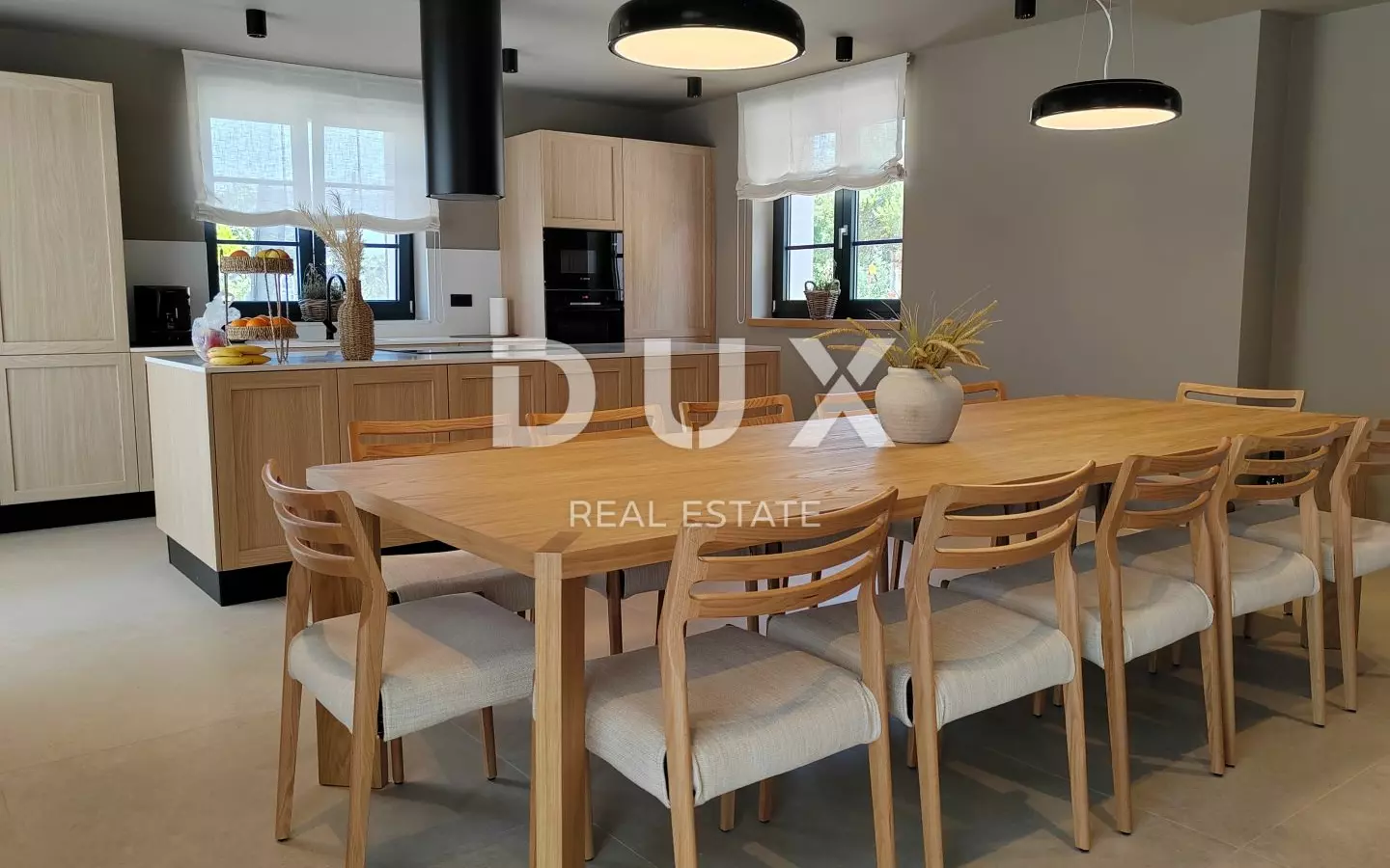 5-bedroom Villa In Poreč, Croatia (320 M²)