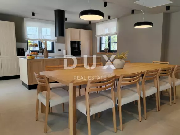 5-bedroom Villa In Poreč, Croatia (320 M²)