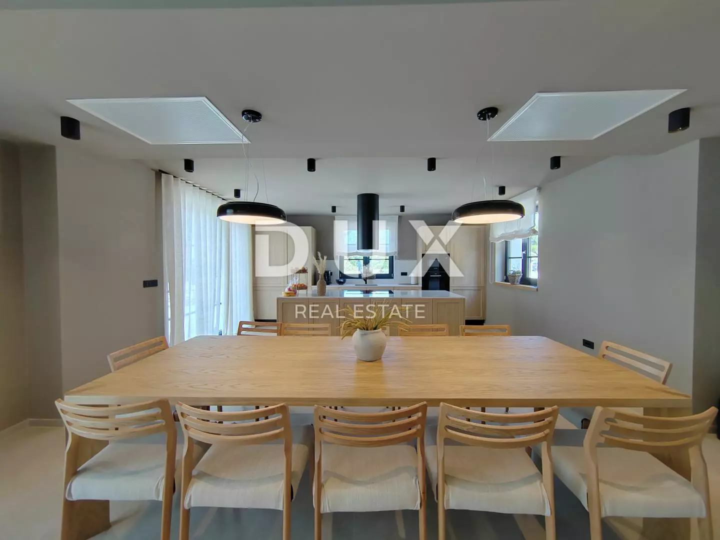 5-bedroom Villa In Poreč, Croatia (320 M²)