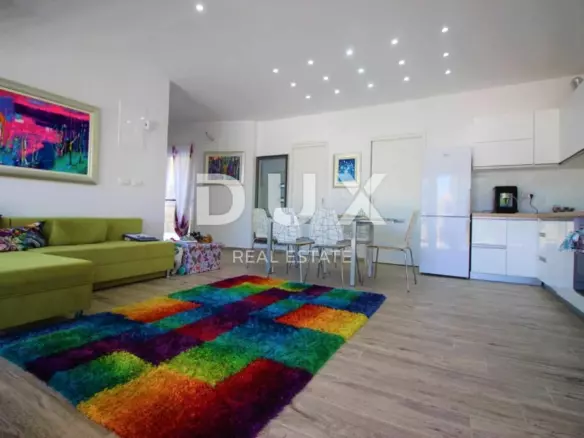 3-bedroom Apartment In Košljun, Croatia (98 M²)