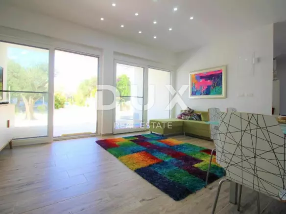 3-bedroom Apartment In Košljun, Croatia (98 M²)