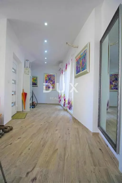 3-bedroom Apartment In Košljun, Croatia (98 M²)