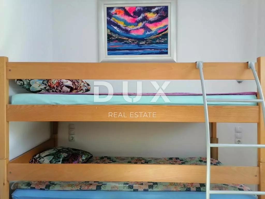 3-bedroom Apartment In Košljun, Croatia (98 M²)