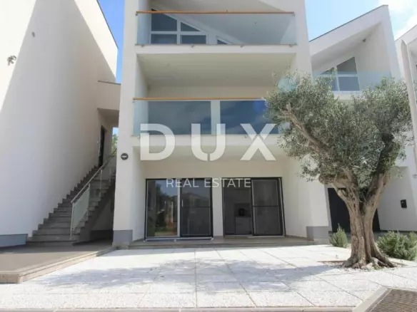 3-bedroom Apartment In Košljun, Croatia (98 M²)