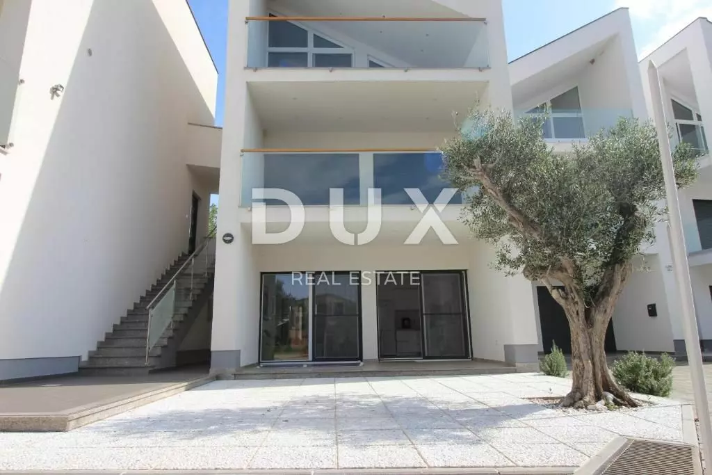 3-bedroom Apartment In Košljun, Croatia (98 M²)