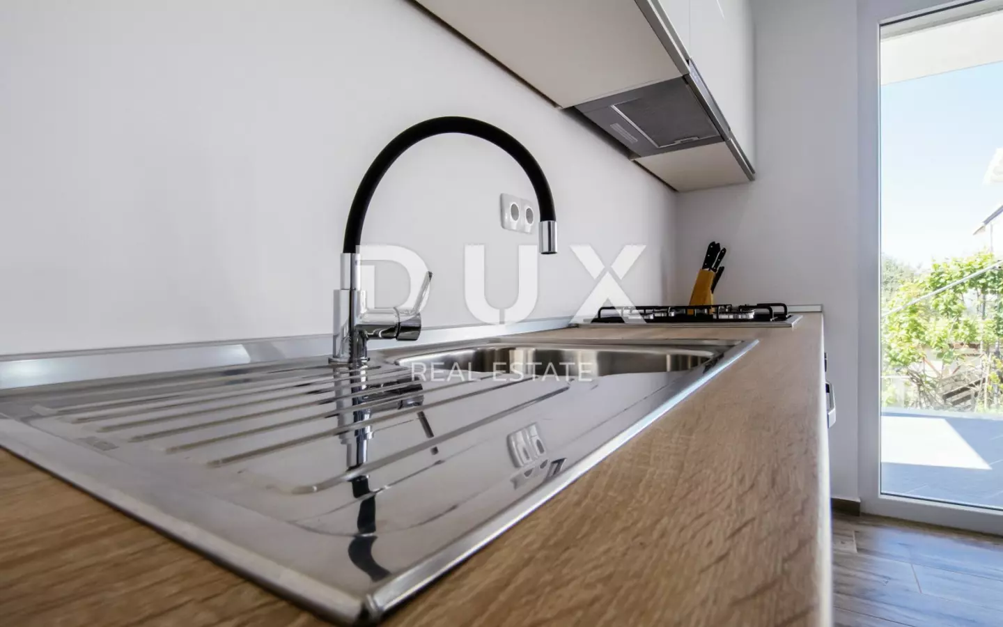2-bedroom Apartment In Košljun, Croatia (92 M²)