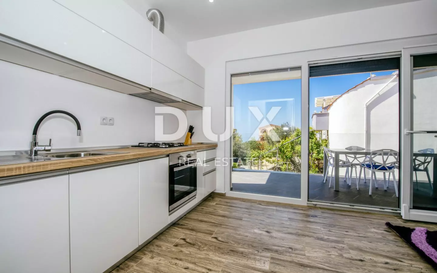 2-bedroom Apartment In Košljun, Croatia (92 M²)
