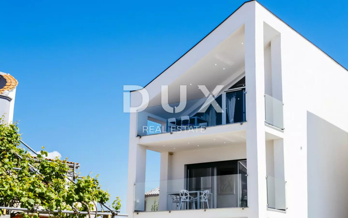 2-bedroom Apartment In Košljun, Croatia (92 M²)