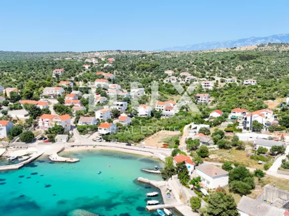 2-bedroom Apartment In Lun, Croatia (104 M²)