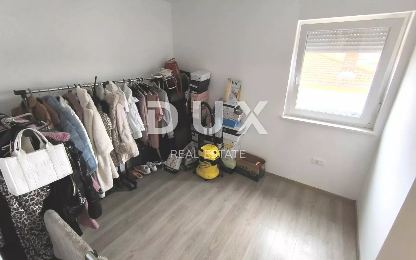 2-bedroom Apartment In Valdebek, Croatia (53 M²)