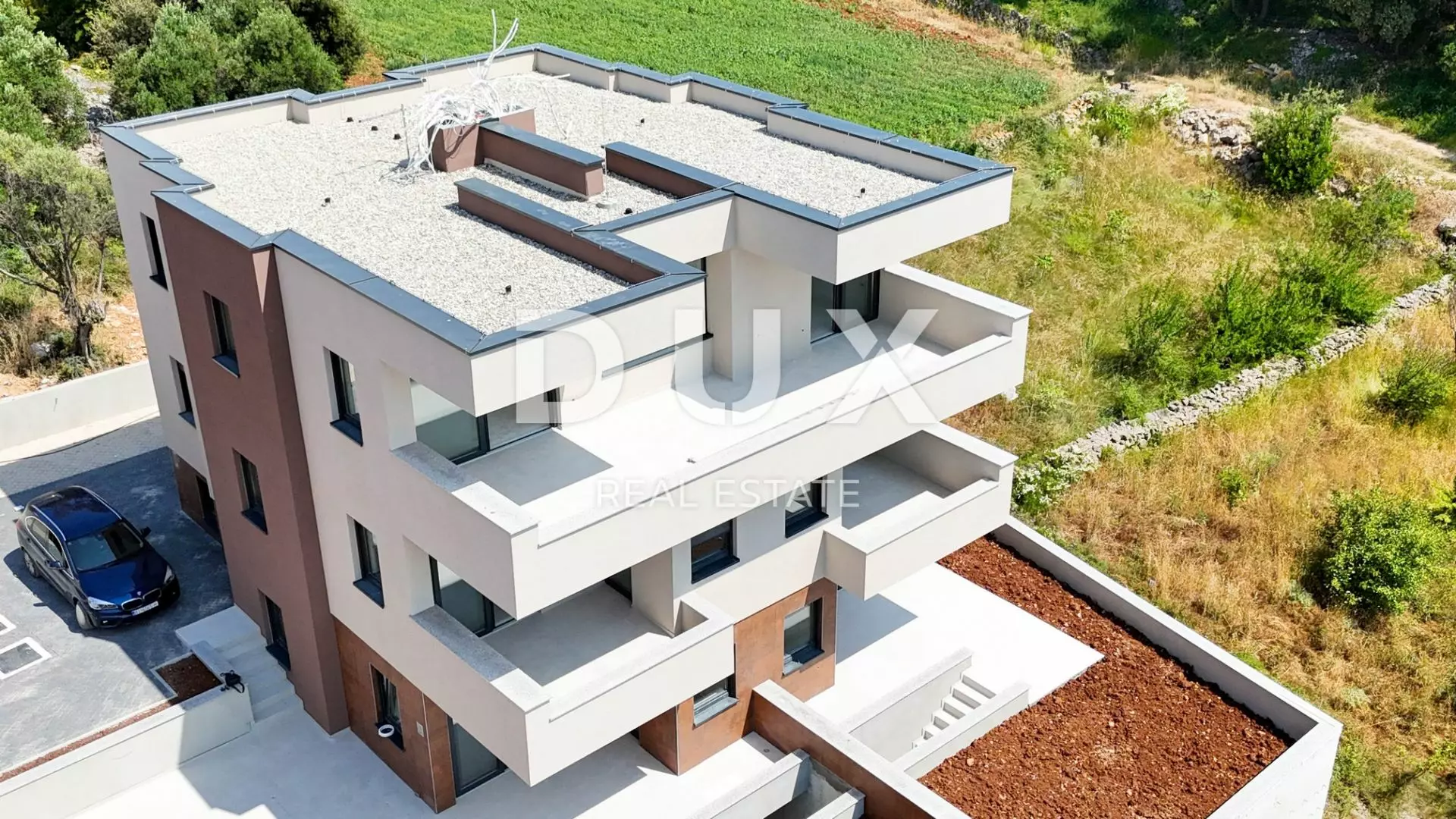 3-bedroom Apartment In Lun, Croatia (123 M²)