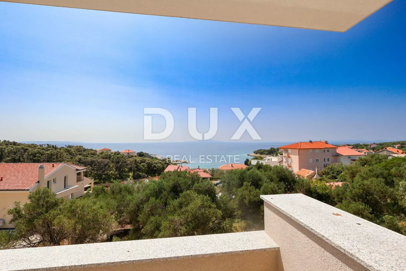 3-bedroom Apartment In Lun, Croatia (123 M²)