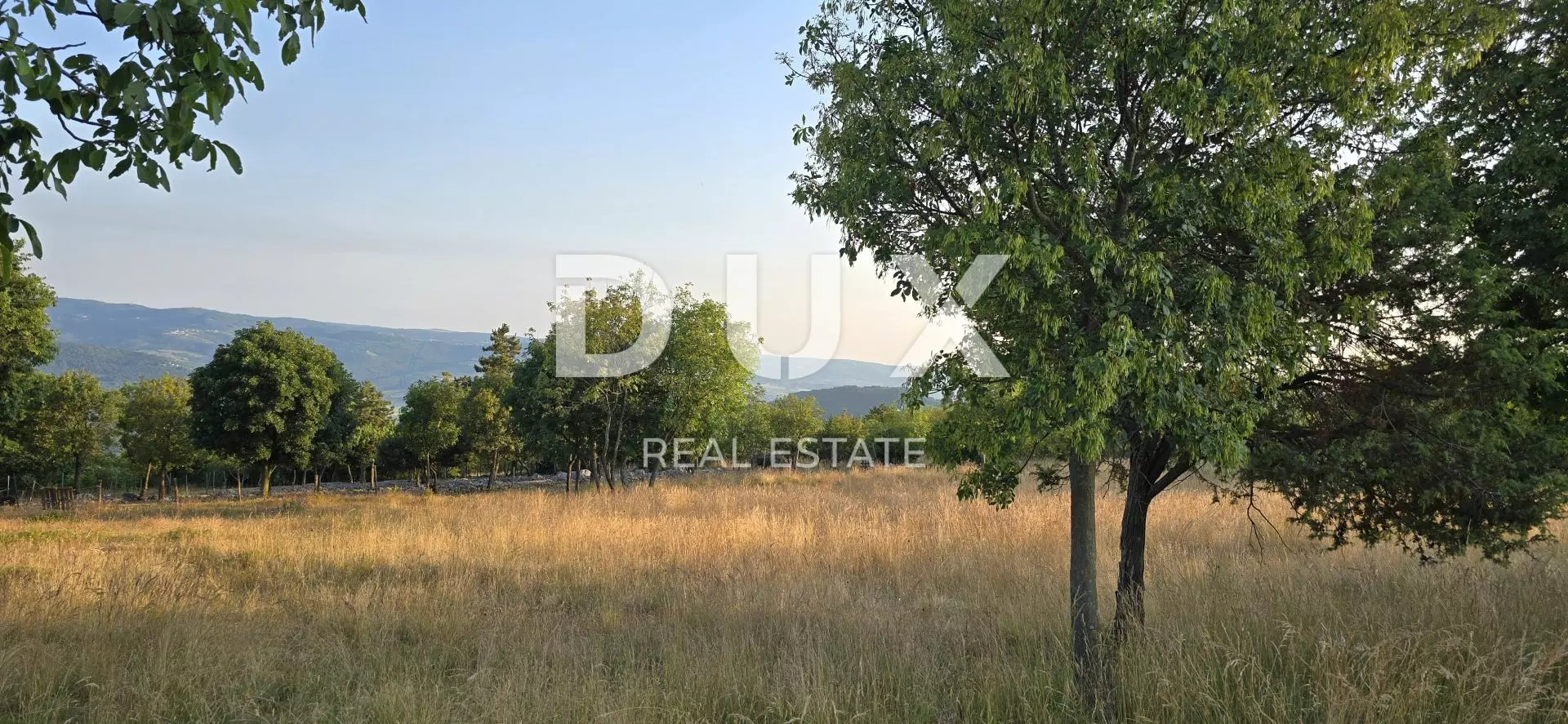 1750856329_1000116940-df34ba Land In Oprtalj, Croatia (6.758 M²)