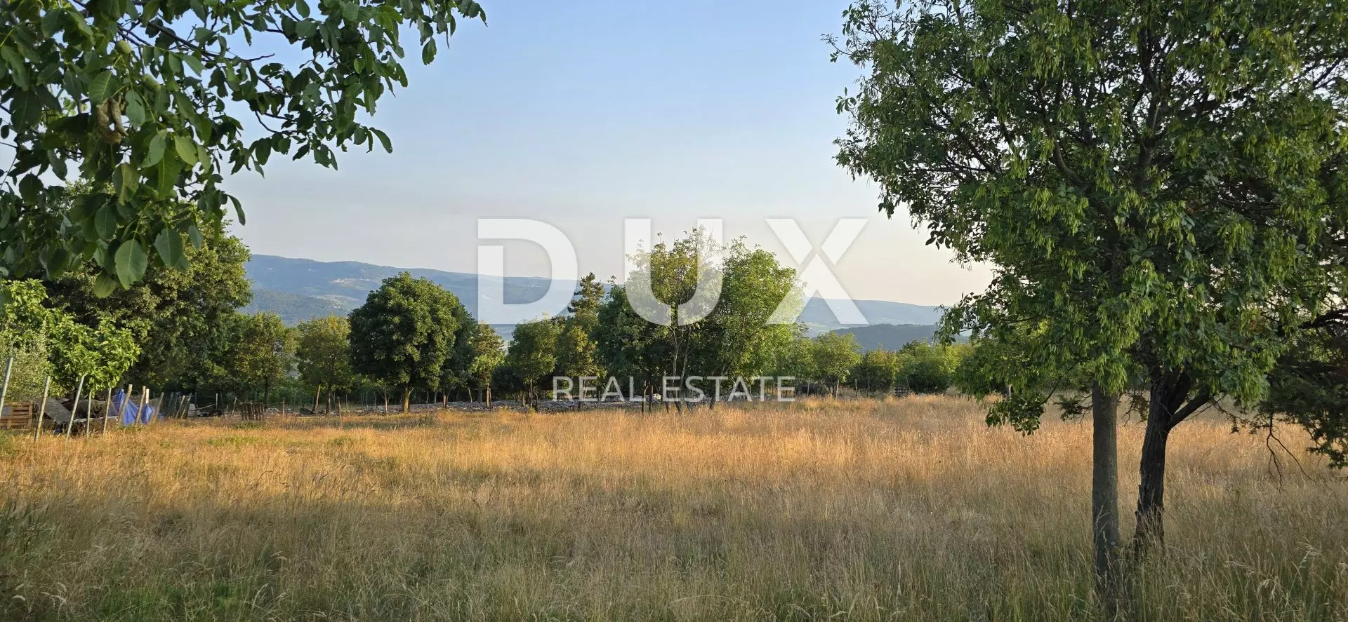 1750856340_1000116941-8f16e7 Land In Oprtalj, Croatia (6.758 M²)