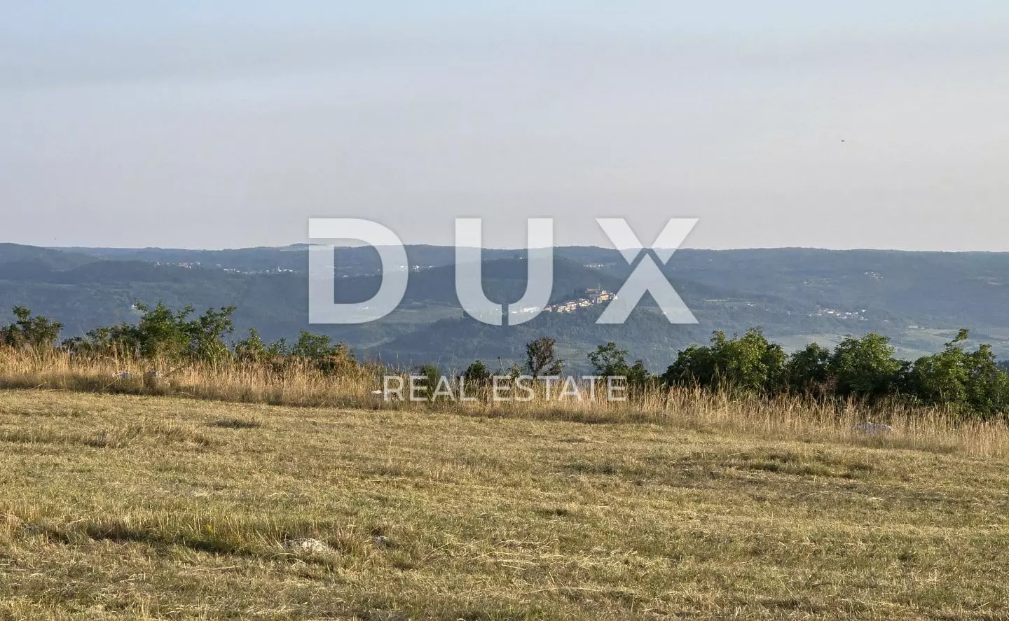Land In Oprtalj, Croatia (6.758 M²)