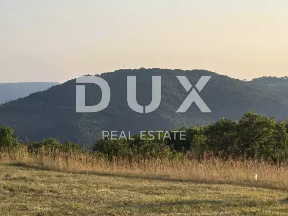 Land In Oprtalj, Croatia (6.758 M²)