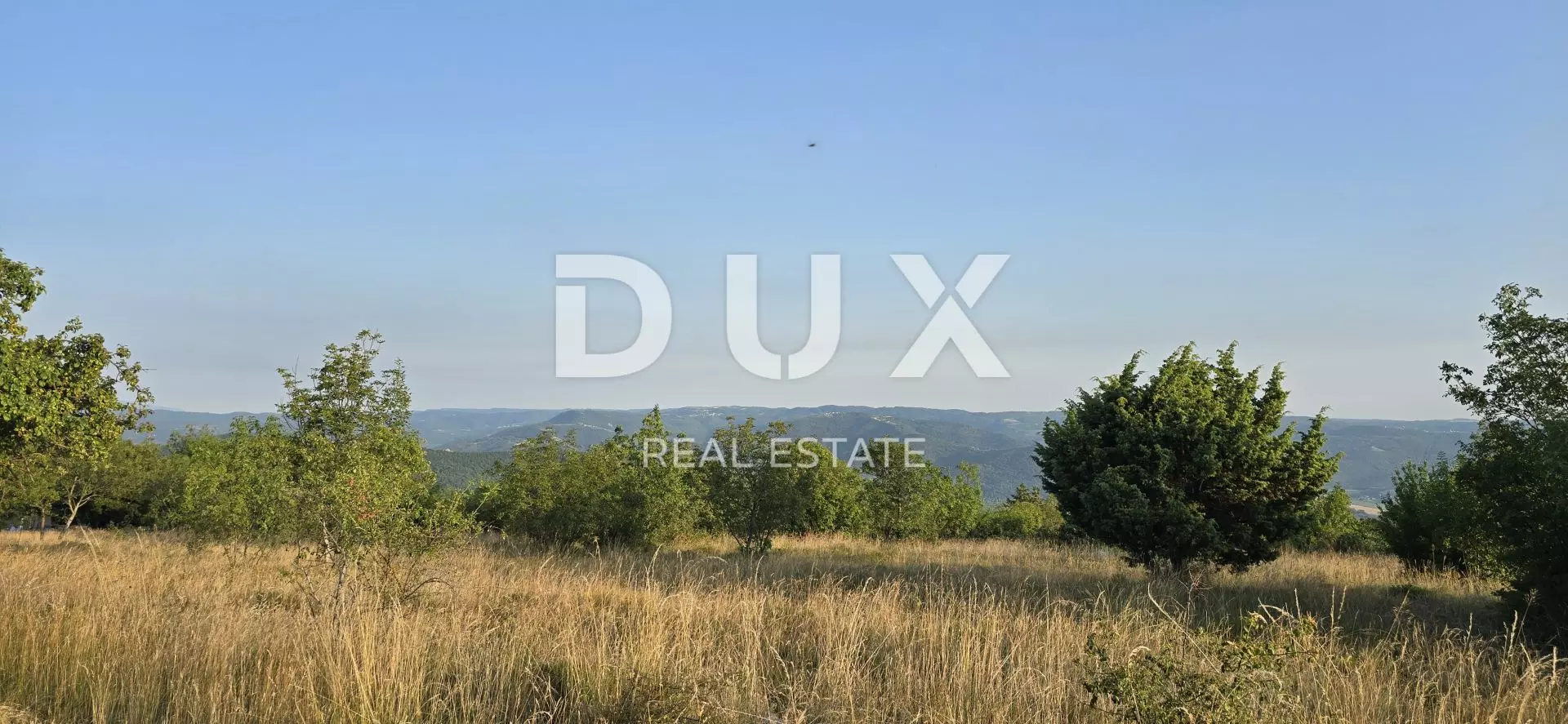 1750856423_1000116910-1952a1 Land In Oprtalj, Croatia (6.758 M²)