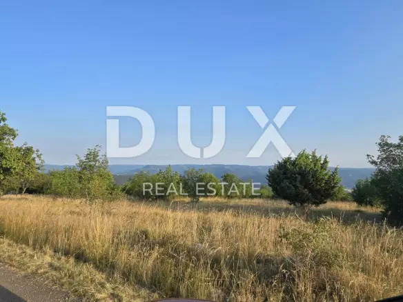 Land In Oprtalj, Croatia (6.758 M²)