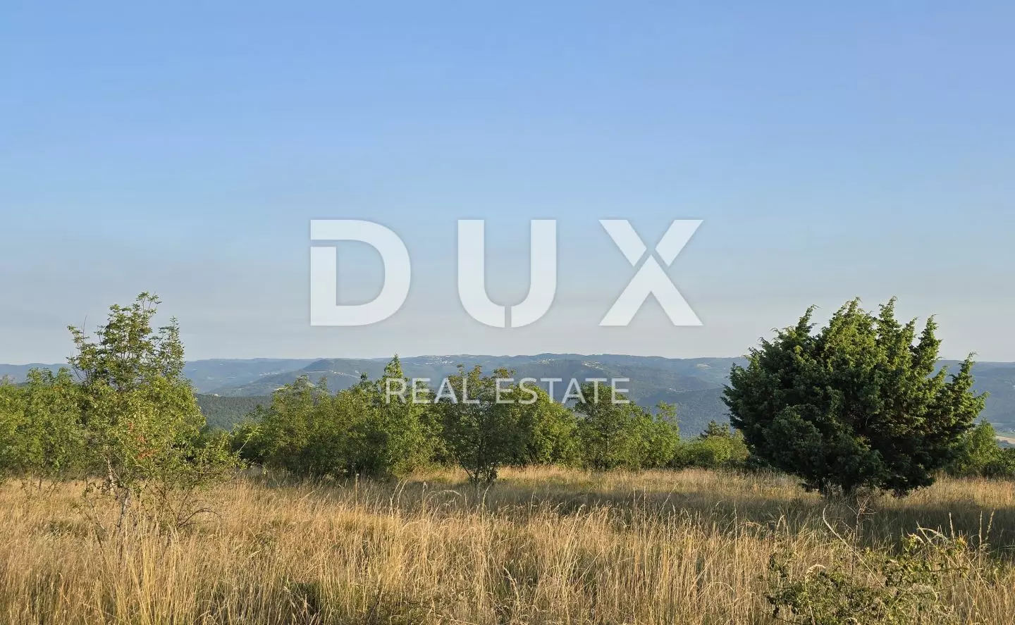 Land In Oprtalj, Croatia (6.758 M²)