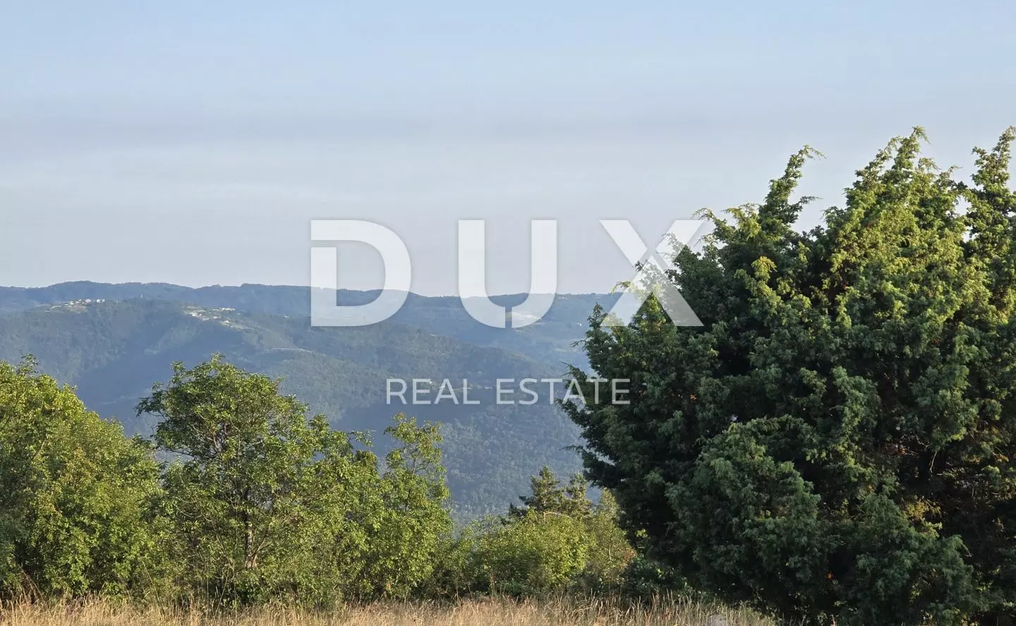 Land In Oprtalj, Croatia (6.758 M²)