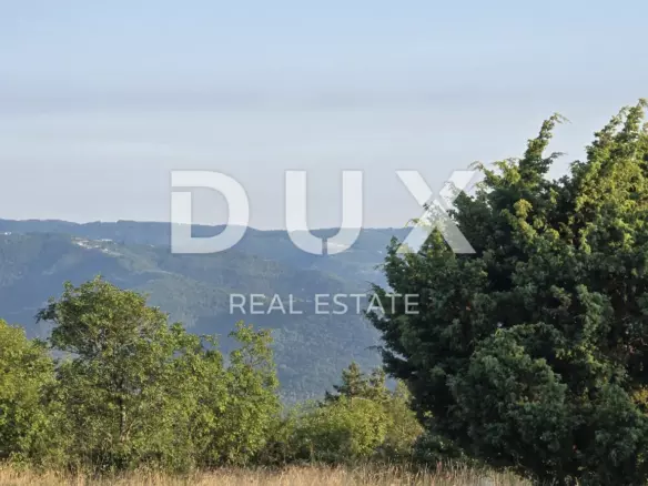 Land In Oprtalj, Croatia (6.758 M²)