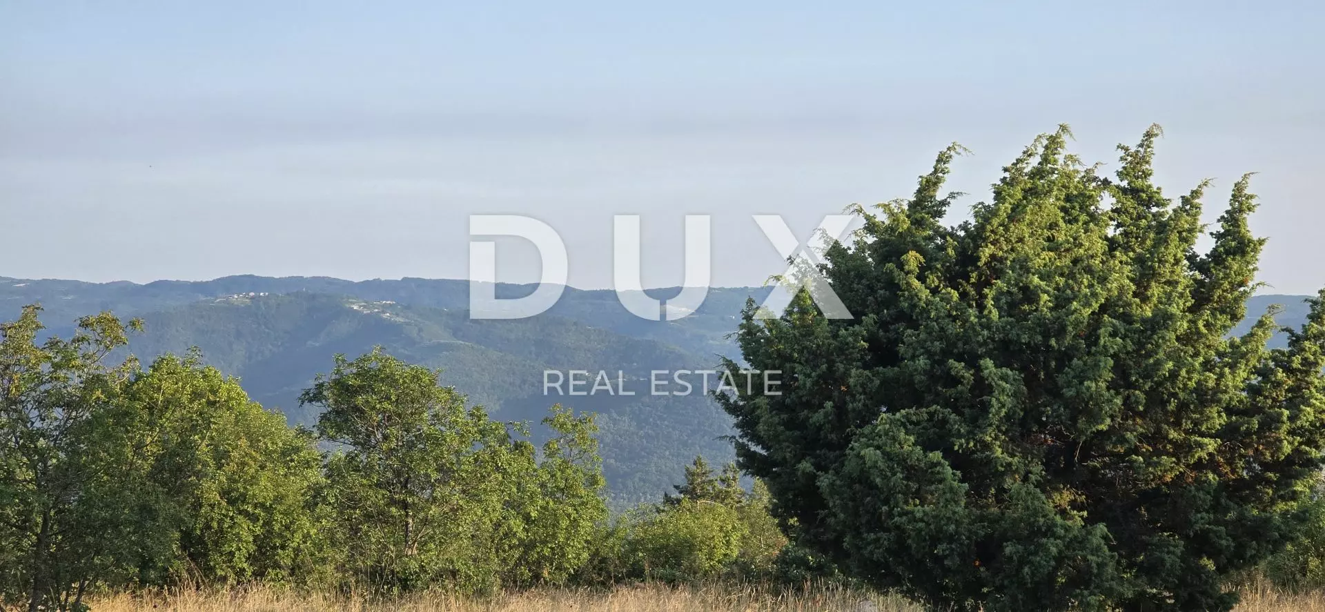 1750856463_1000116914-382c09 Land In Oprtalj, Croatia (6.758 M²)