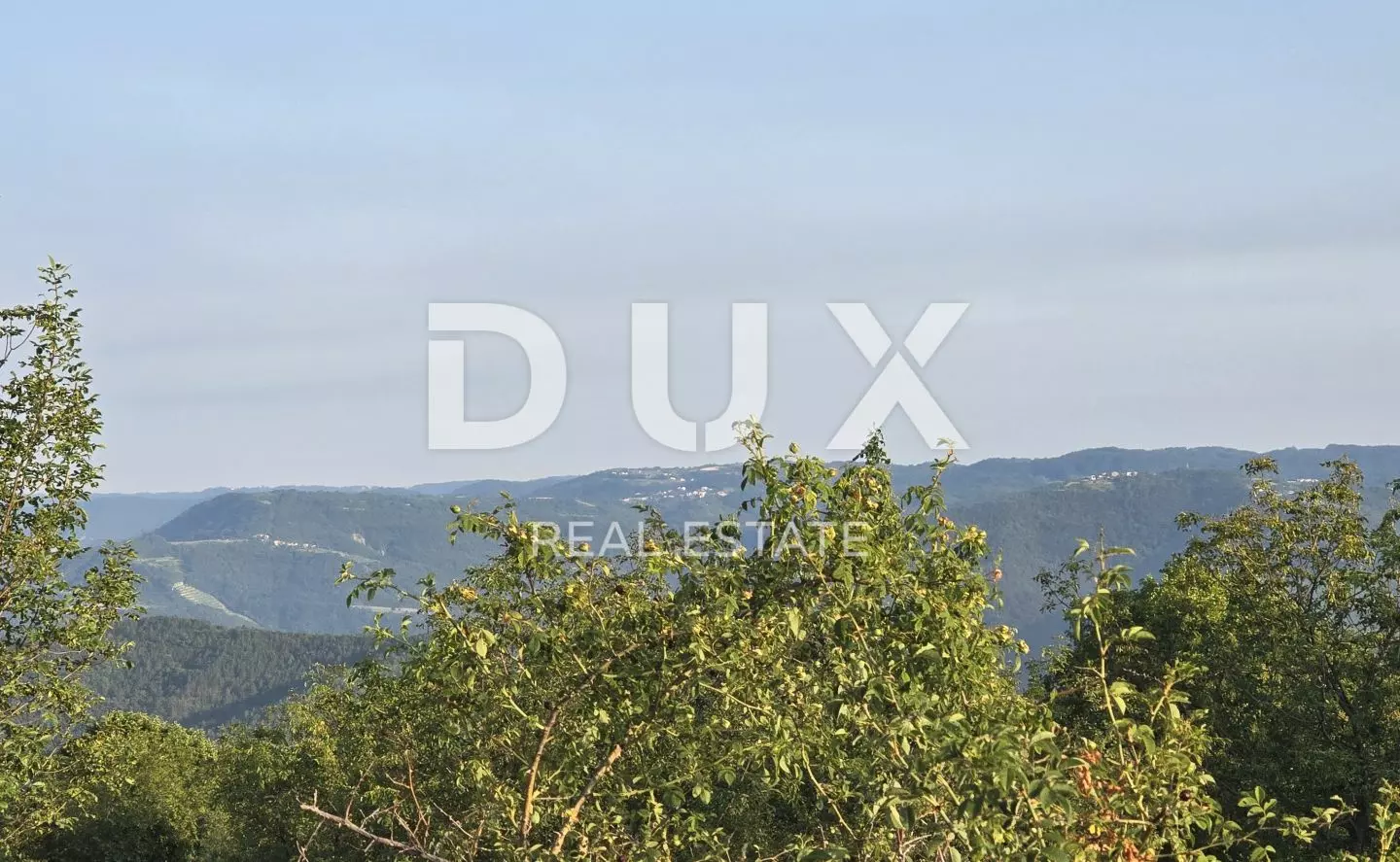 Land In Oprtalj, Croatia (6.758 M²)