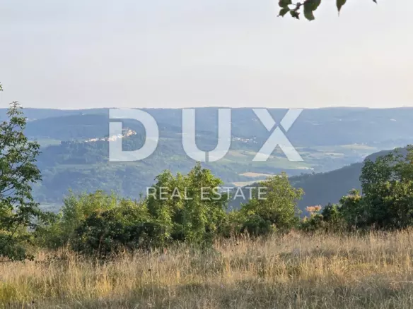 Land In Oprtalj, Croatia (6.758 M²)