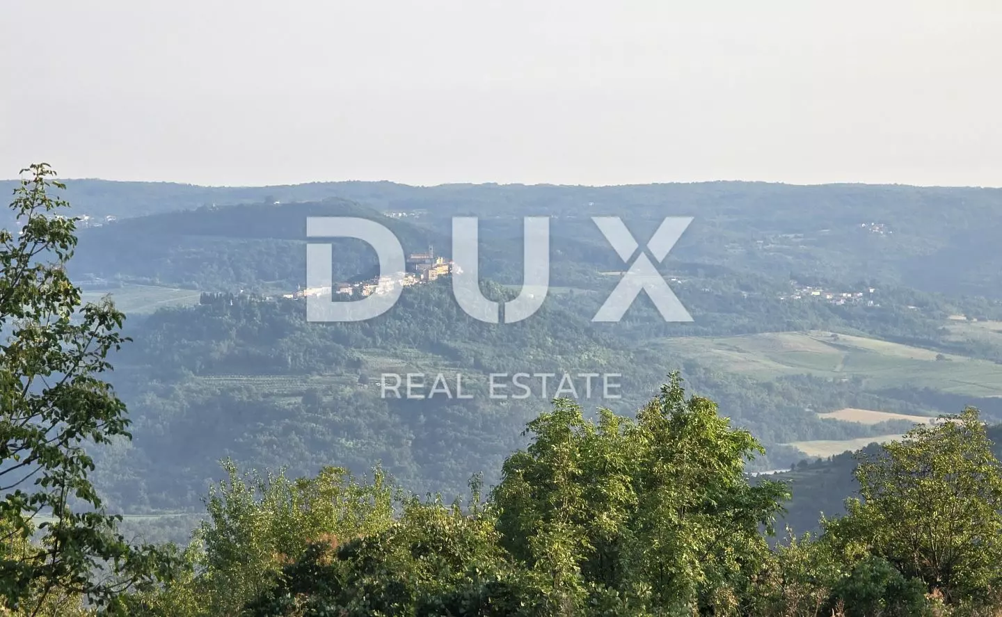 Land In Oprtalj, Croatia (6.758 M²)