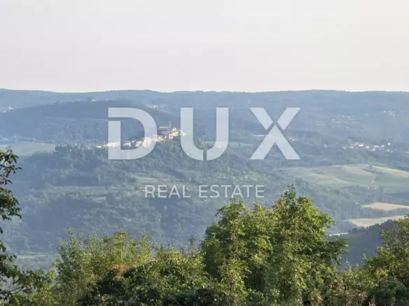 Land In Oprtalj, Croatia (6.758 M²)