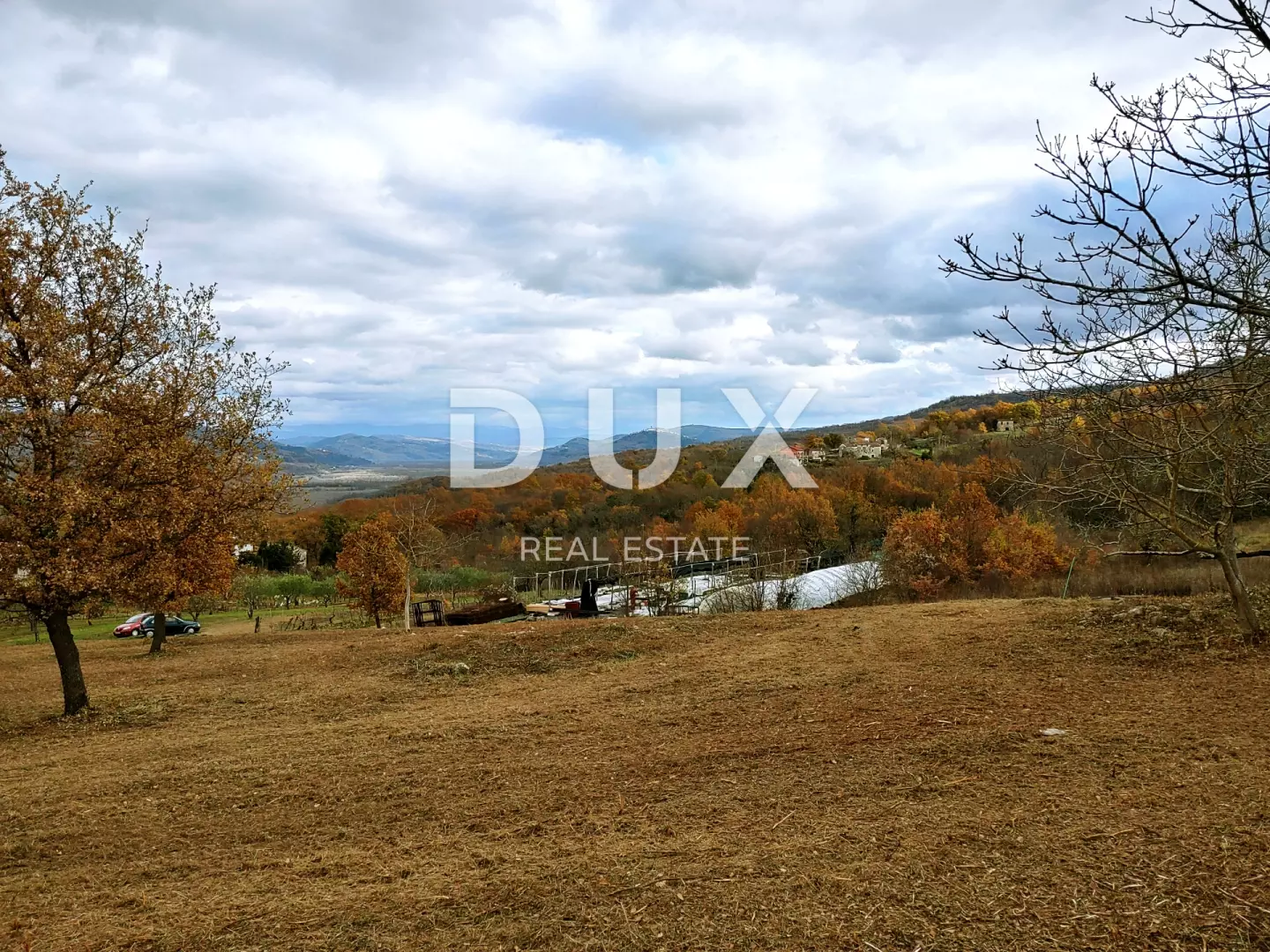 Land In Vižinada, Croatia (4.203 M²)