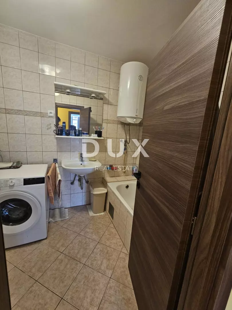 3-bedroom Apartment In Volosko, Croatia (108 M²)