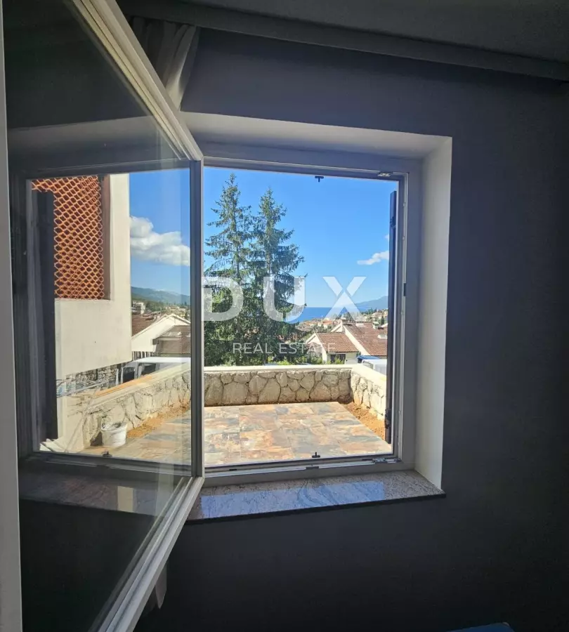 3-bedroom Apartment In Volosko, Croatia (108 M²)