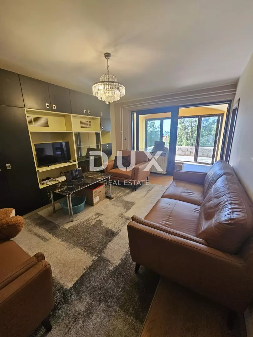 3-bedroom Apartment In Volosko, Croatia (108 M²)