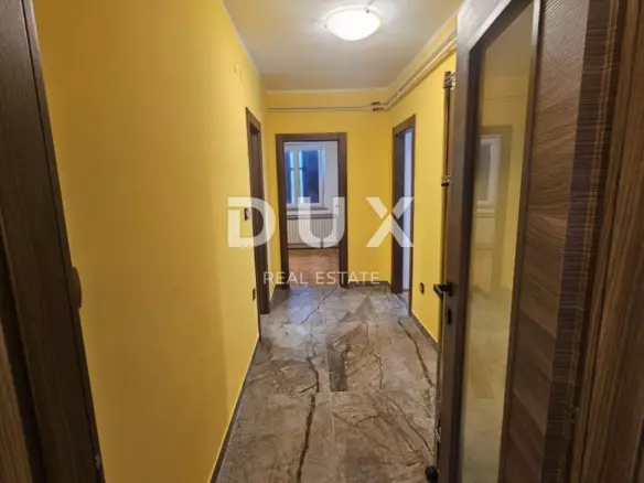 3-bedroom Apartment In Volosko, Croatia (108 M²)