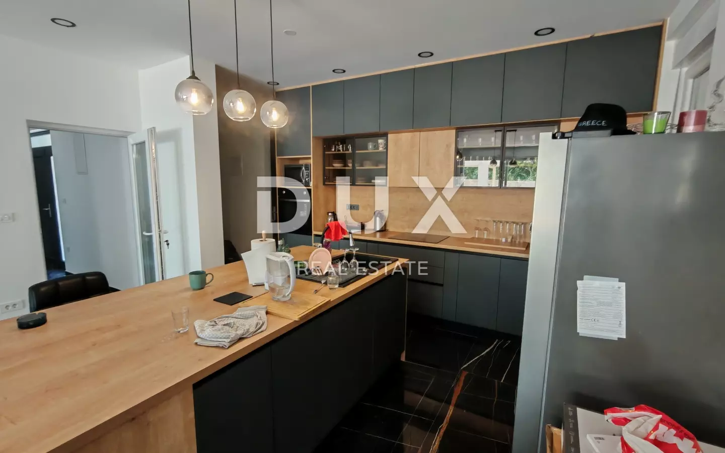 5-bedroom Detached House In Nin, Croatia (255,47 M²)