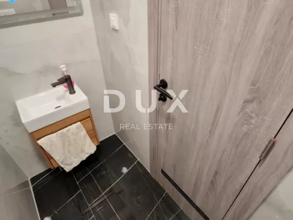5-bedroom Detached House In Nin, Croatia (255,47 M²)