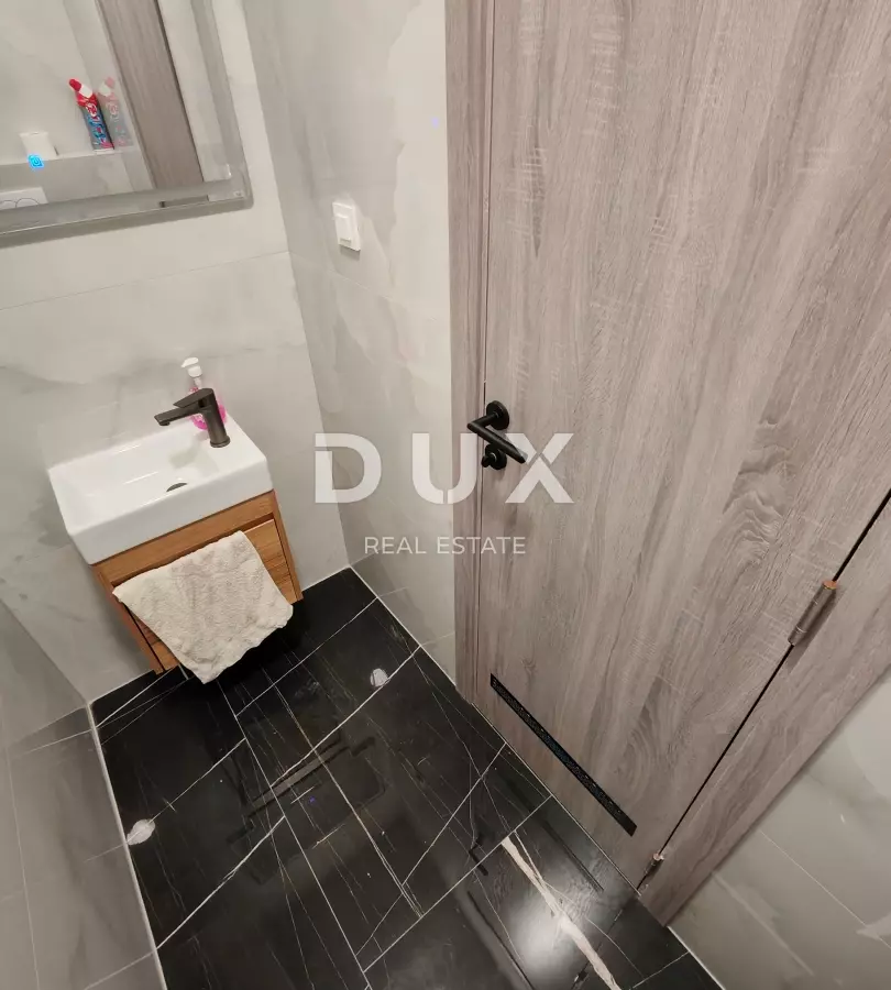 5-bedroom Detached House In Nin, Croatia (255,47 M²)