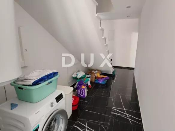 5-bedroom Detached House In Nin, Croatia (255,47 M²)