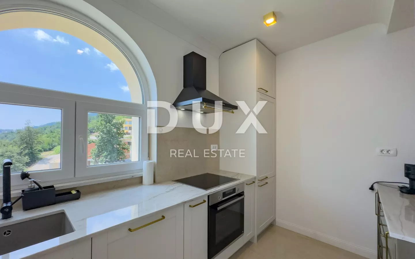 1-bedroom Apartment In Lovran, Croatia (92,14 M²)