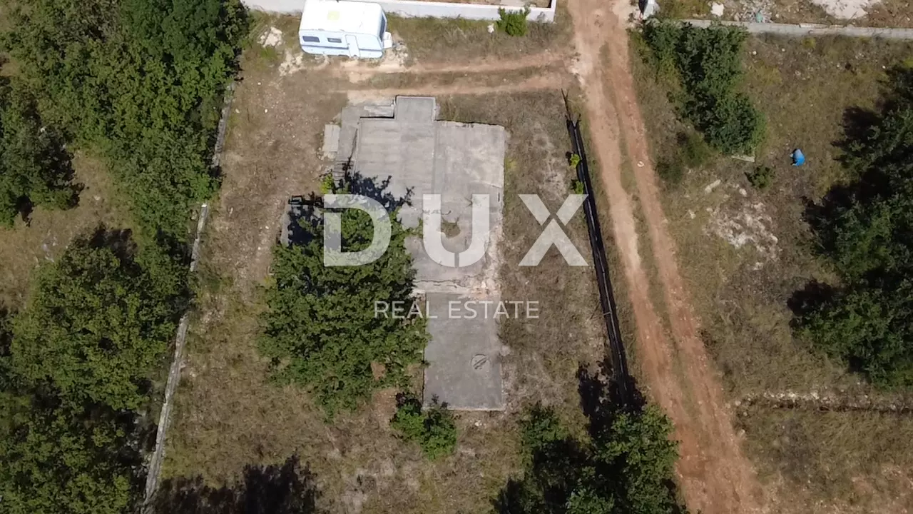 Land In Murvica, Croatia (720 M²)