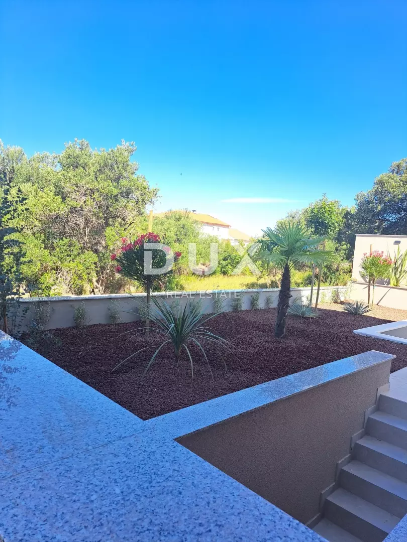 2-bedroom Apartment In Lun, Croatia (123 M²)