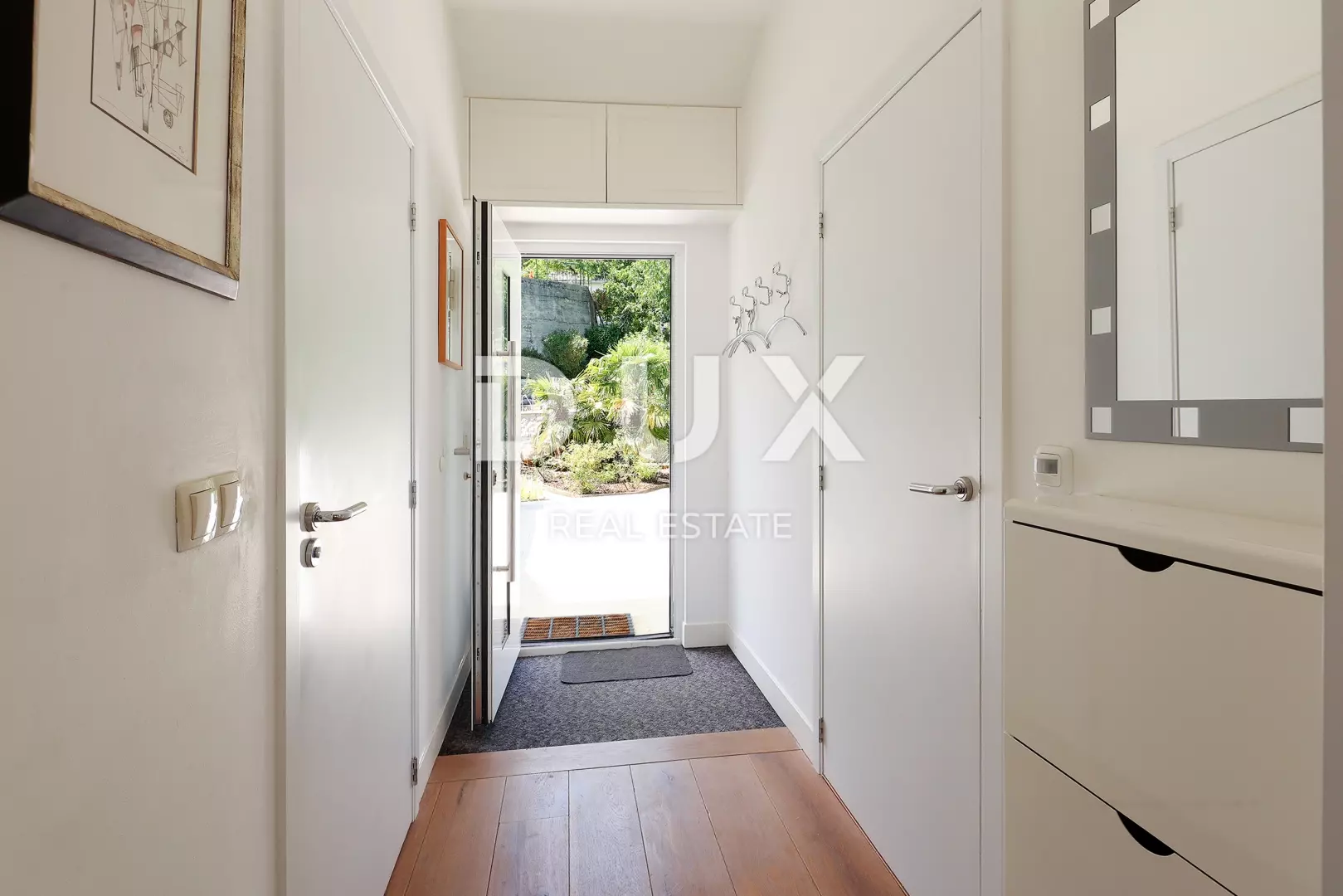 3-bedroom Apartment In Liganj, Croatia (123 M²)