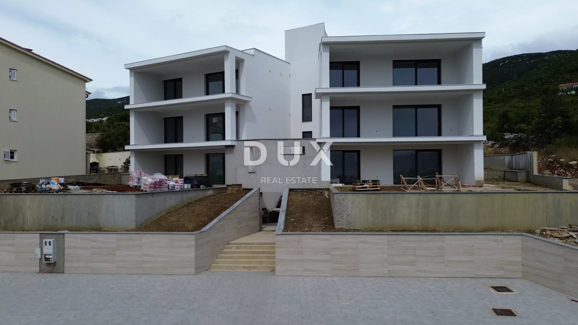 3-bedroom Apartment In Klenovica, Croatia (123 M²)