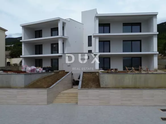 3-bedroom Apartment In Klenovica, Croatia (123 M²)